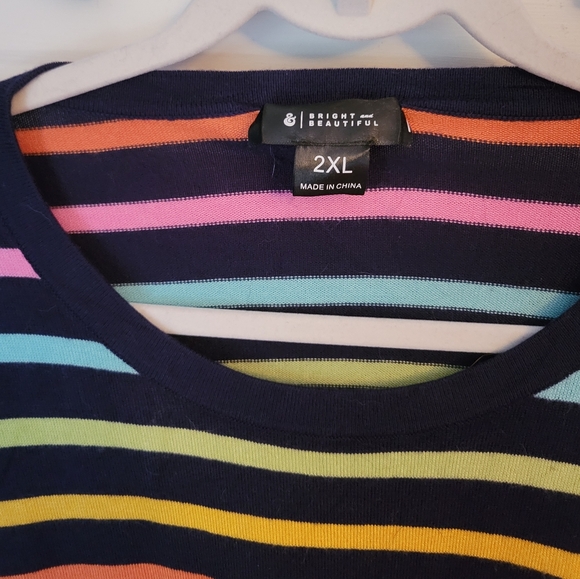 Modcloth Multi-Color Short Sleeve Top - Picture 2 of 6